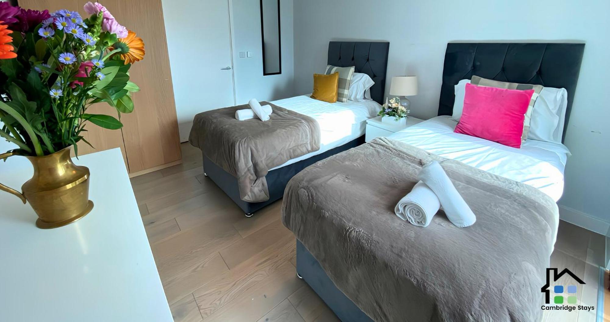 Cambridge Stays - Apartment At Addenbrooke Hospital And Bio Campus - Free Private Parking Eksteriør bilde